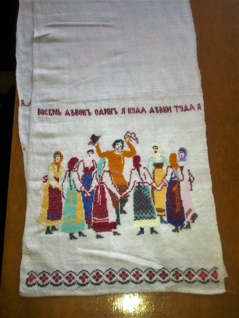 ВОСЕМЬ ДЕВОК ОДИН Я КУДА ДЕВКИ ТУДА Я