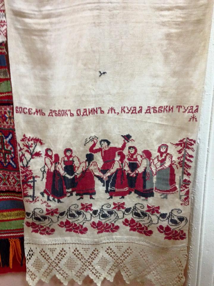восемь девок один я куда девки туда я